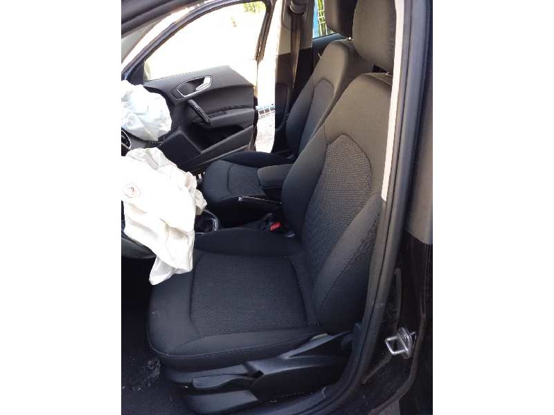 audi a1 sportback (8xa) del año 2013