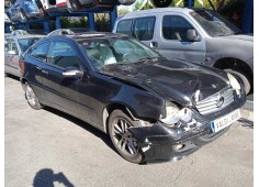 mercedes-benz clase c (w203) sportcoupe del año 2002