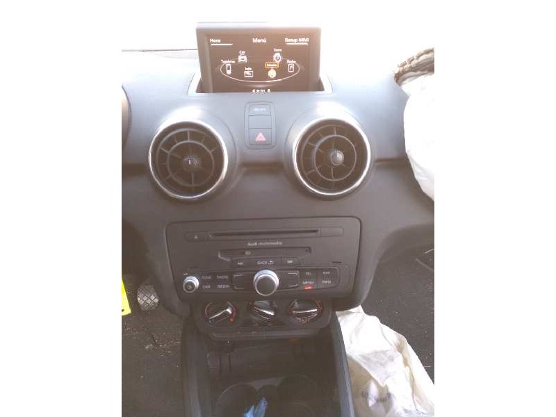 audi a1 sportback (8xa) del año 2013