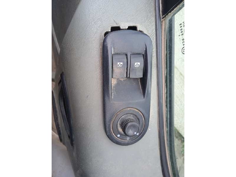 opel vivaro del año 2006