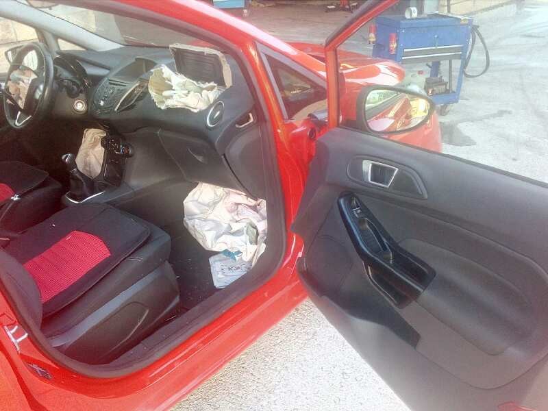 ford fiesta (ccn) del año 2015