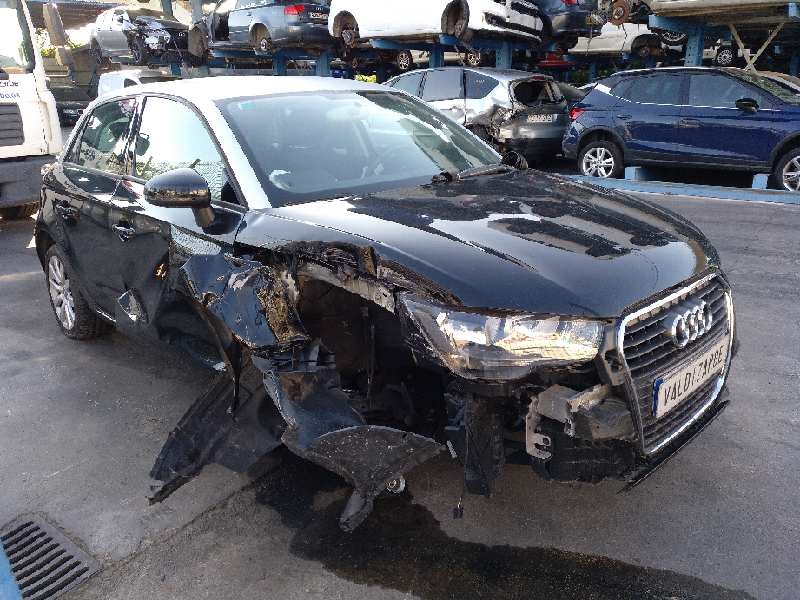 audi a1 sportback (8xa) del año 2013