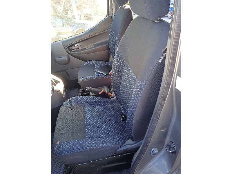 nissan nv 200 (m20) del año 2011