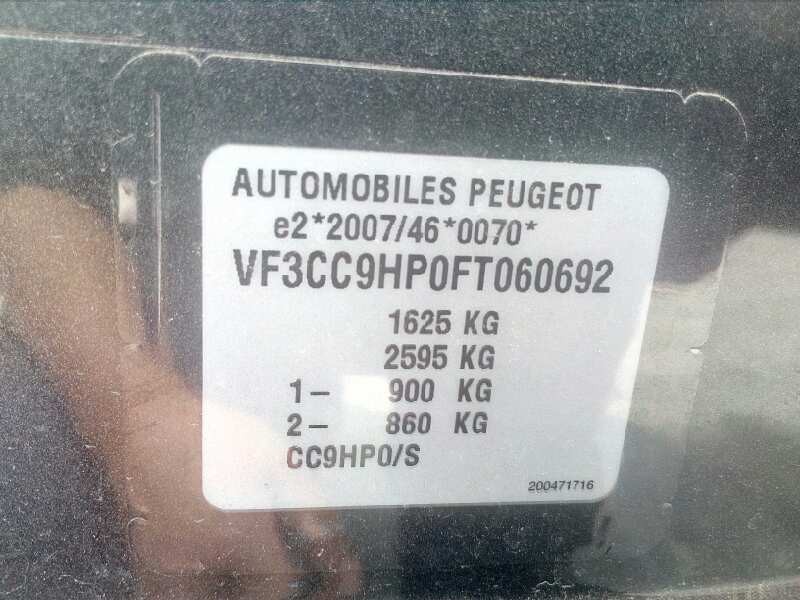 peugeot 208 del año 2015