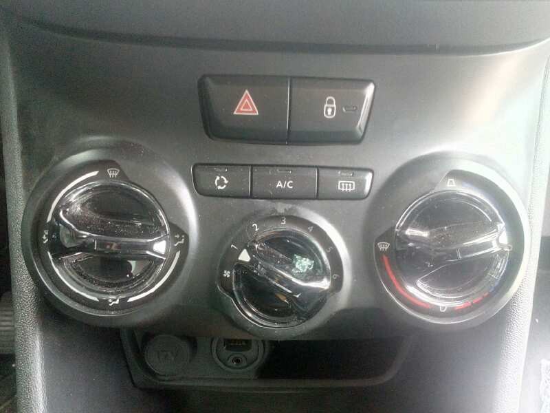 peugeot 208 del año 2015