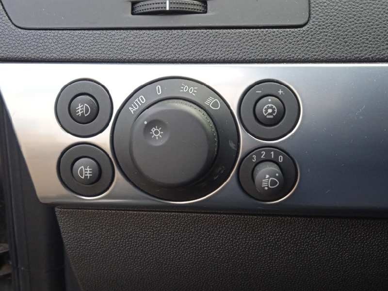 opel astra h ber. del año 2010