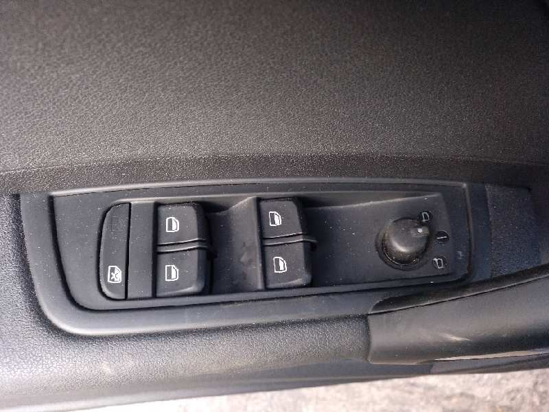 audi a1 sportback (8xa) del año 2013