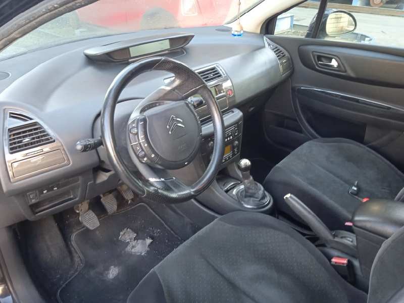 citroën c4 berlina del año 2009