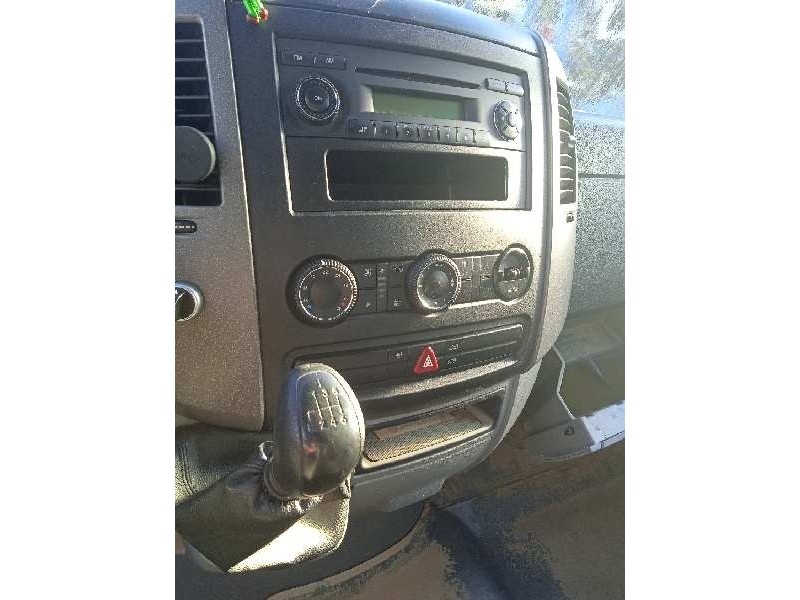 volkswagen crafter caja cerrada del año 2010