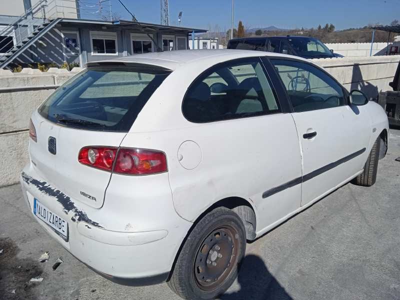 seat ibiza (6l1) del año 2002