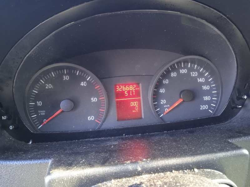 volkswagen crafter caja cerrada del año 2010