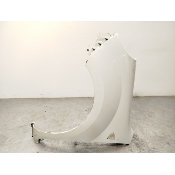 ALETA DELANTERA IZQUIERDA 631011587R 