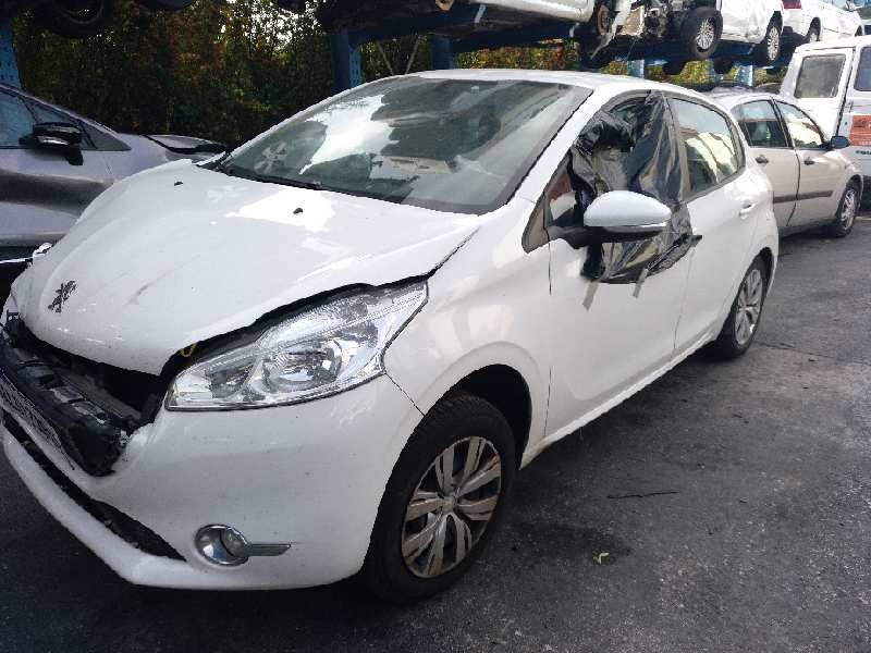 peugeot 208 del año 2013