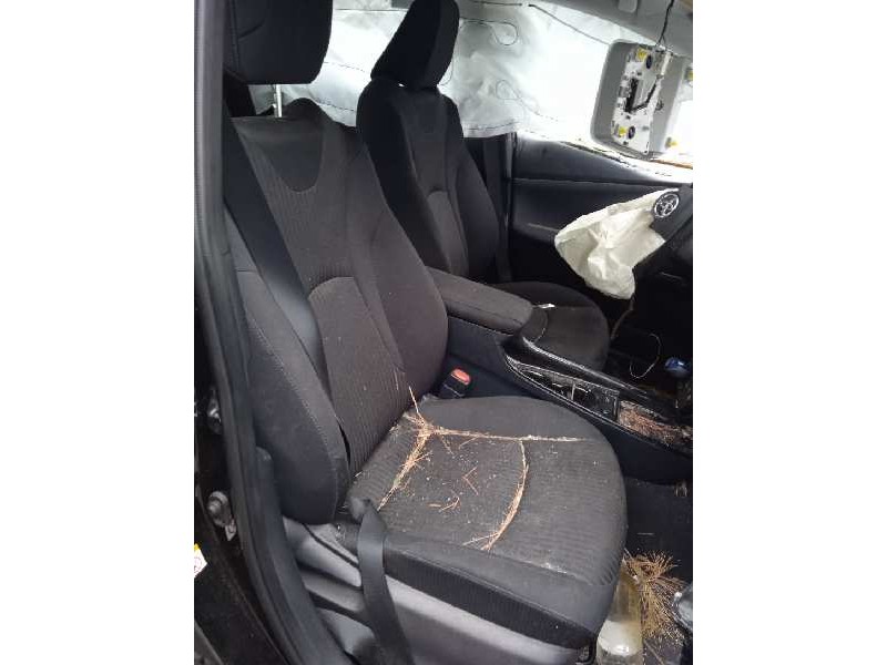 toyota prius (zvw50) del año 2020