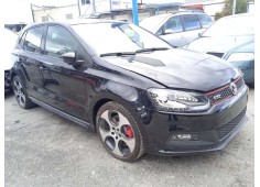 VOLKSWAGEN POLO (6R1)