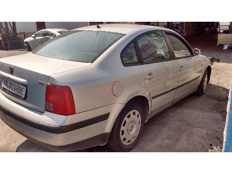 volkswagen passat berlina (3b2) del año 1998