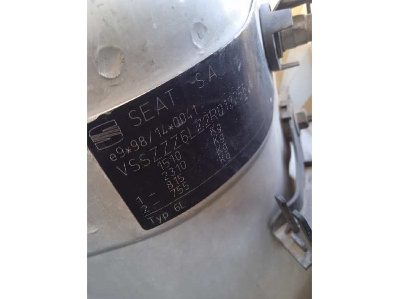 seat ibiza (6l1) del año 2002