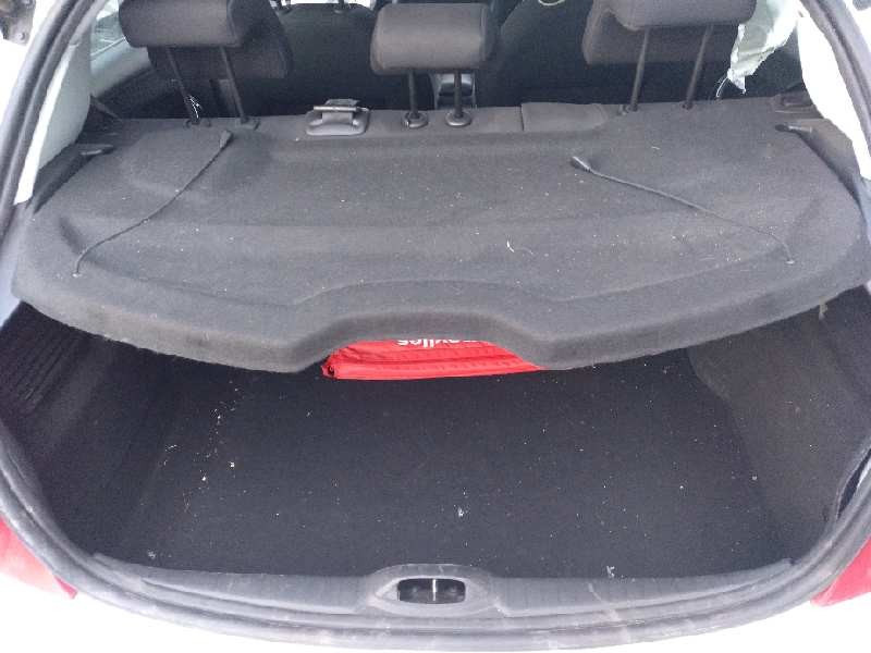 peugeot 208 del año 2013