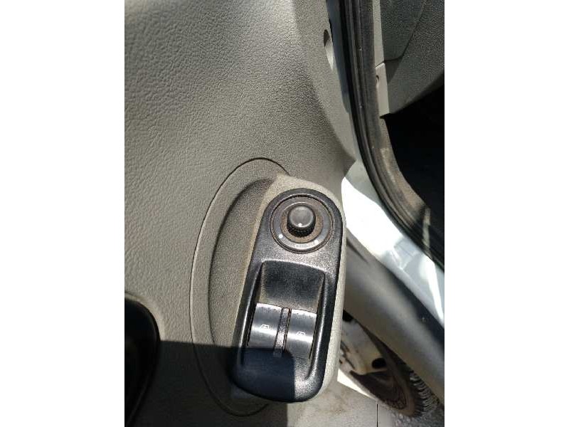 renault mascott del año 2006