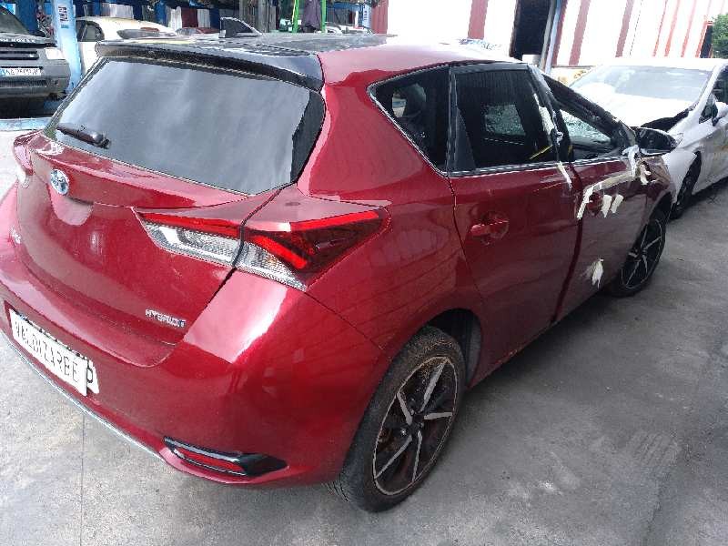 toyota auris del año 2018