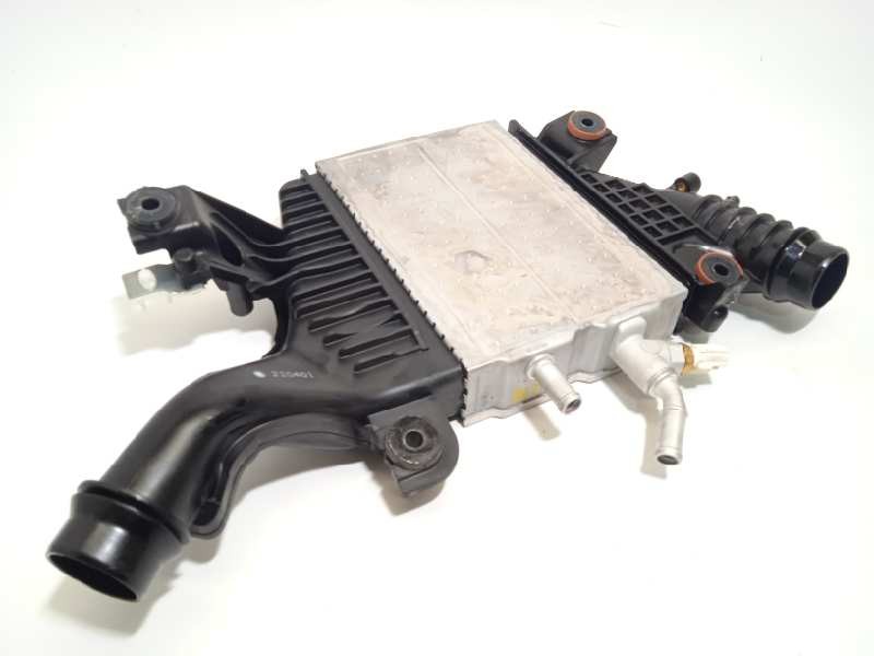 Recambio de intercooler para toyota land cruiser (j15) basico referencia OEM IAM 1794011090  