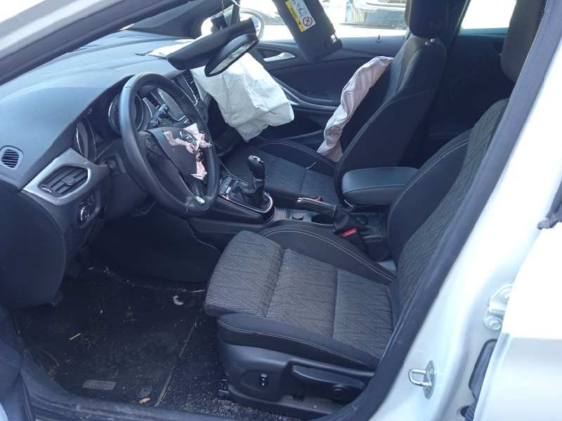 opel astra k lim. 5türig del año 2020