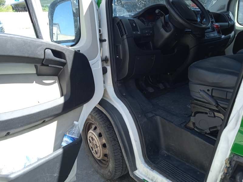 peugeot boxer caja cerr. techo elevado (bat.4035)(333/335)(2007 =>) del año 2013