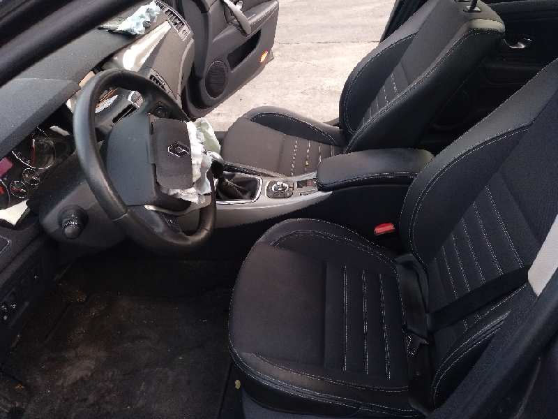 renault laguna iii del año 2011