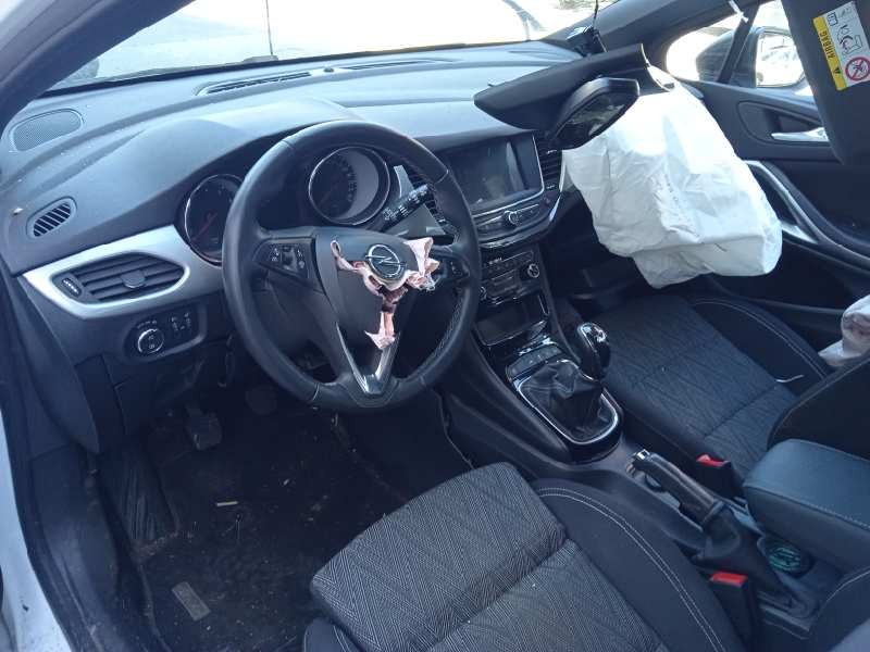 opel astra k lim. 5türig del año 2020