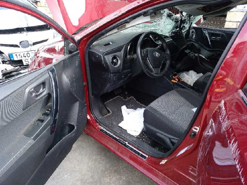 toyota auris del año 2018