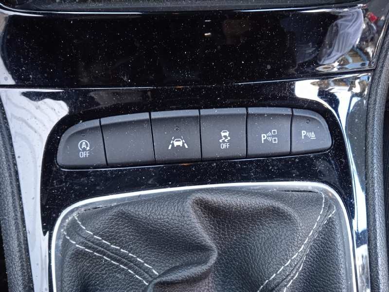 opel astra k lim. 5türig del año 2020