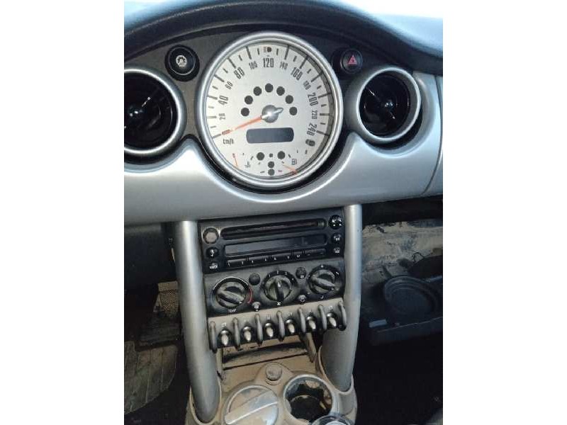 bmw mini (r50,r53) del año 2004