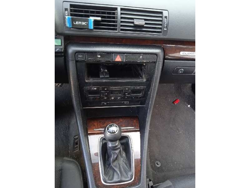 audi a4 berlina (8e) del año 2001