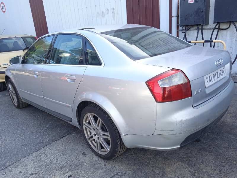 audi a4 berlina (8e) del año 2001