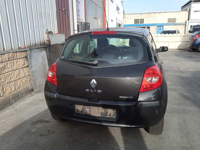 renault clio iii del año 2006