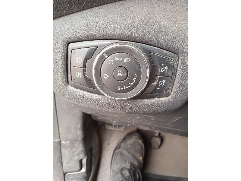 ford transit connect del año 2014