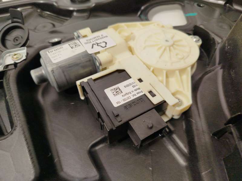 Recambio de elevalunas delantero izquierdo para jeep renegade suv (bu, b1, bv) 2.0 crd 4x4 referencia OEM IAM 52137390 2