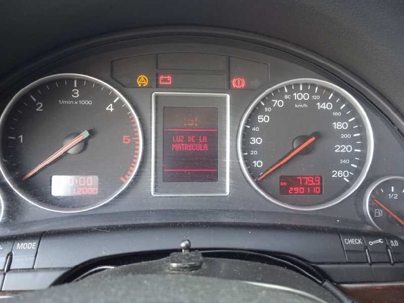 audi a4 berlina (8e) del año 2001