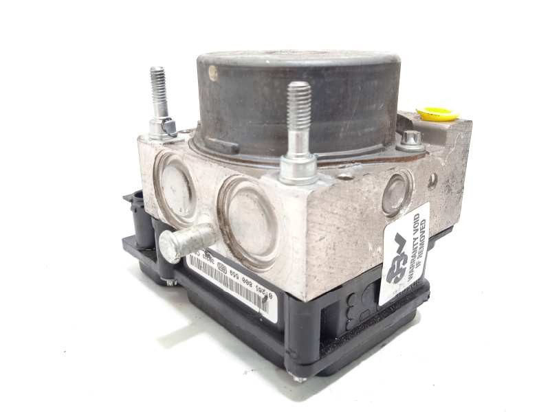 Recambio de abs para renault clio iii collection referencia OEM IAM 8200747140 0265800559 0265232077