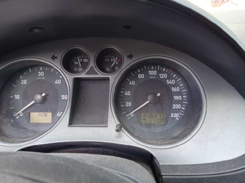 seat ibiza (6l1) del año 2006