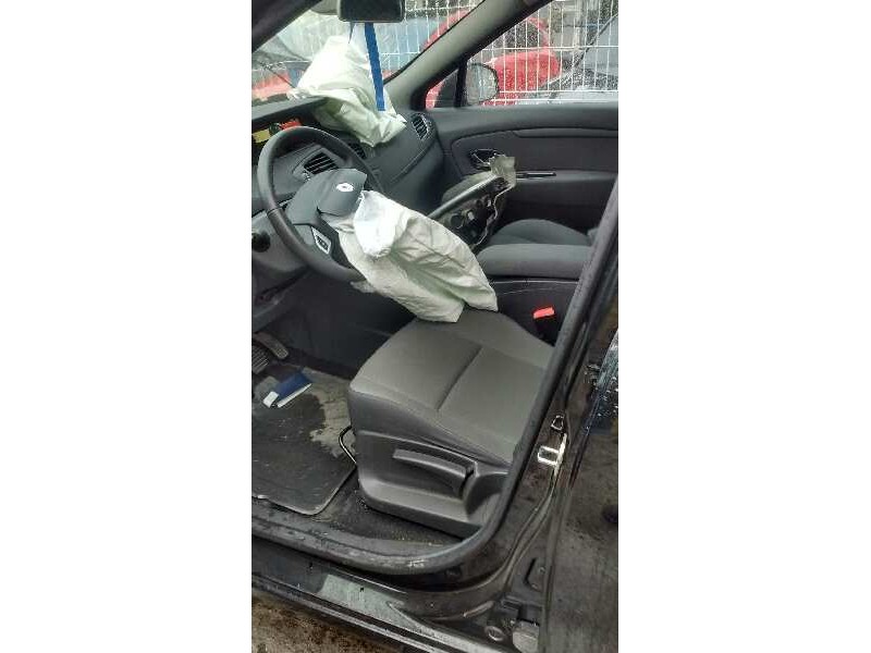 renault scenic iii del año 2011