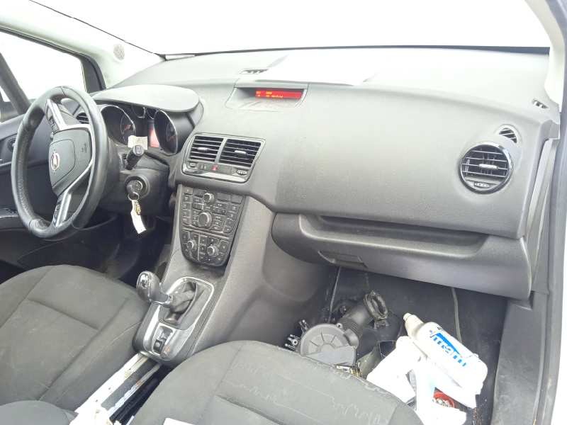 opel meriva b del año 2012