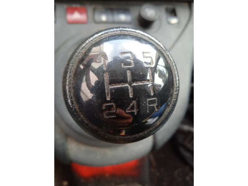 peugeot partner kasten del año 2013