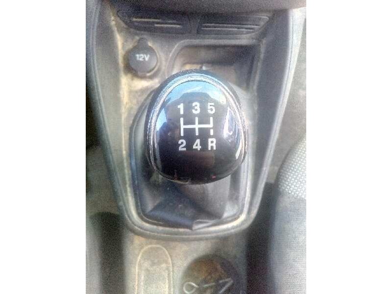 ford transit courier del año 2015