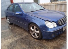 mercedes-benz clase c (w203) berlina del año 2006