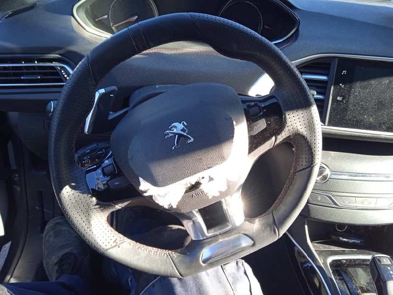 peugeot 308 del año 2019