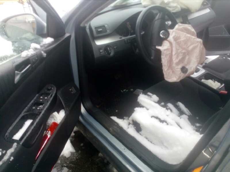 volkswagen passat berlina (3c2) del año 2009