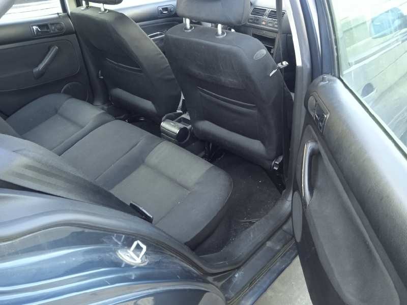 volkswagen bora berlina (1j2) del año 2002