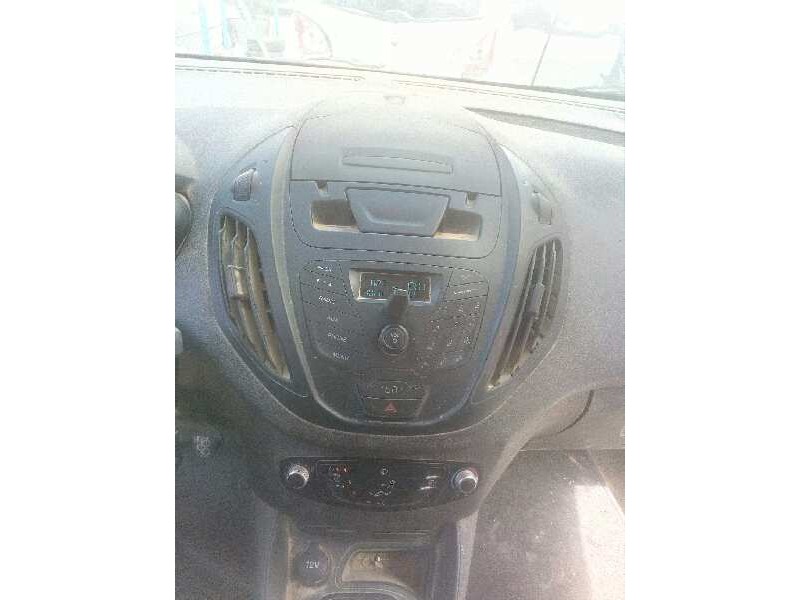 ford transit courier del año 2015