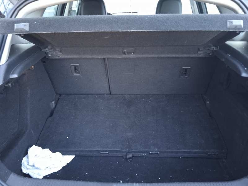 opel astra j lim. del año 2011